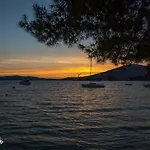 Apartamento Luxury Sea View 20 M From The Sea Trogir