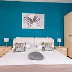 Apartamento Luxury Sea View 20 M From The Sea Trogir