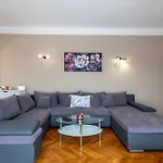 Luxury Sea View 20 M From The Sea Apartamento Trogir