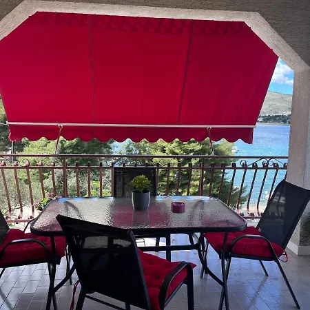 Luxury Sea View 20 M From The Sea