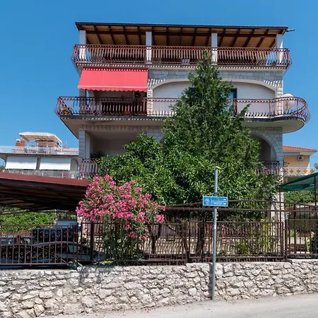 Luxury Sea View 20 M From The Sea Lejlighed
