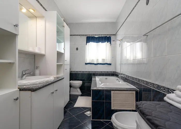 Luxury Sea View 20 M From The Sea Lejlighed *
