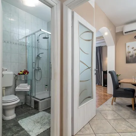 Luxury Sea View 20 M From The Sea