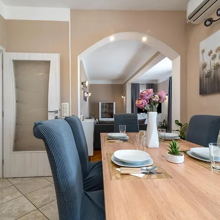 Luxury Sea View 20 M From The Sea * Trogir