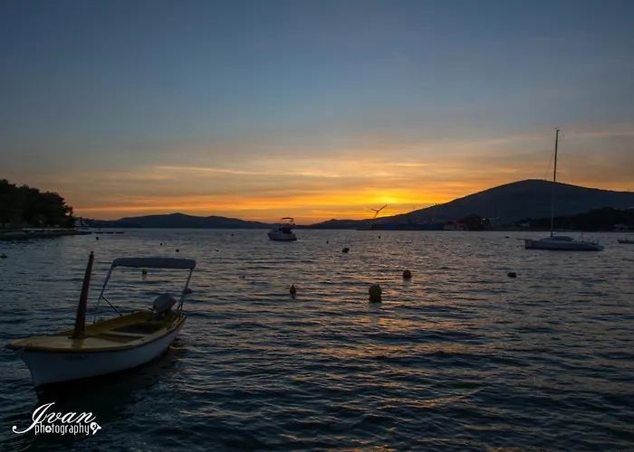 Luxury Sea View 20 M From The Sea