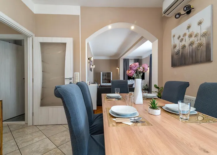 Luxury Sea View 20 M From The Sea * Trogir