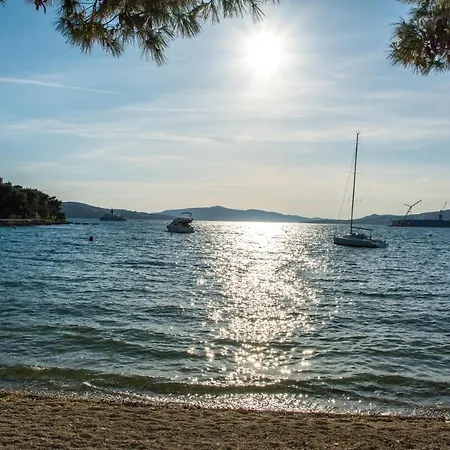 Luxury Sea View 20 M From The Sea *