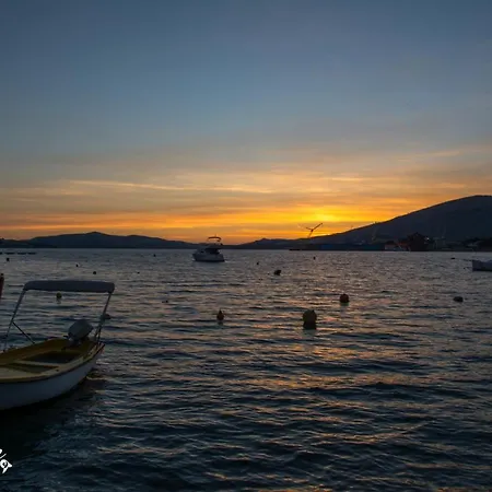 Luxury Sea View 20 M From The Sea