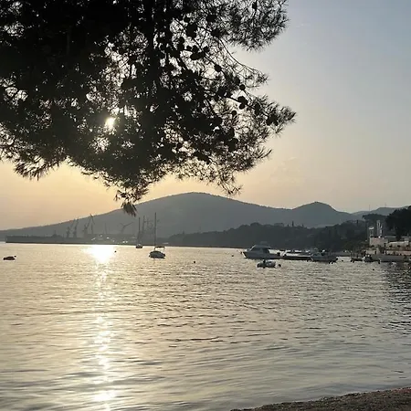 Luxury Sea View 20 M From The Sea Apartman