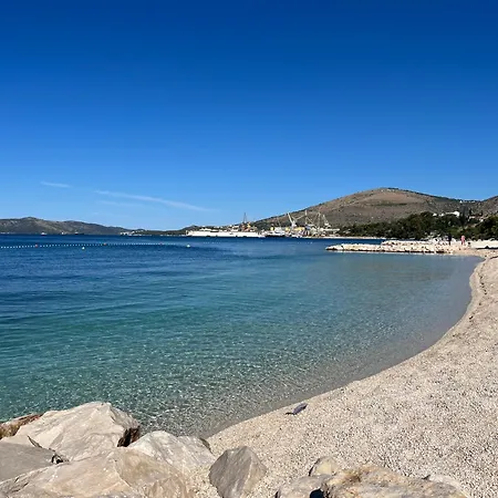 Luxury Sea View 20 M From The Sea Apartman *